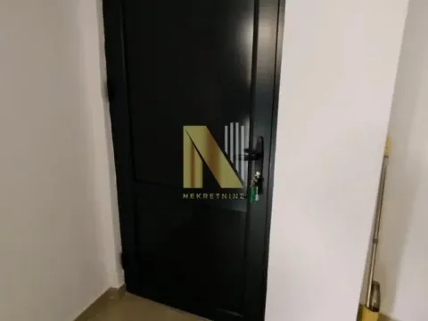 Izdavanje, poslovni prostor, 130m², Telep, Novi Sad Sve Podlokacije - image 6