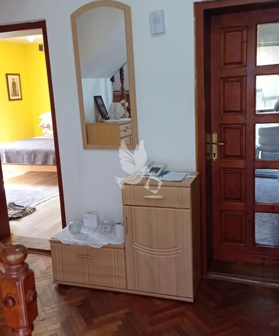 Prodaja, kuća, 161m², Kusadak, Smederevska Palanka