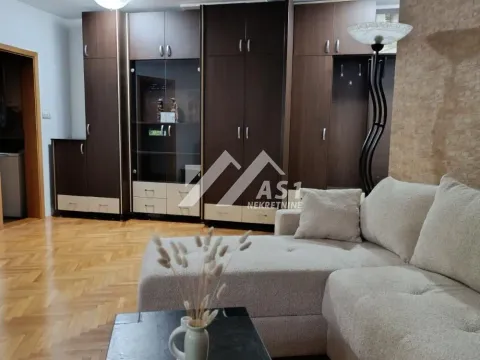 Izdavanje, dvosoban stan, 45m², Podbara, Novi Sad Sve Podlokacije - image 4