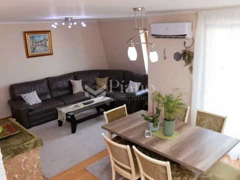 Izdavanje, trosoban stan, 130m², Zabjelo, Podgorica - image 1