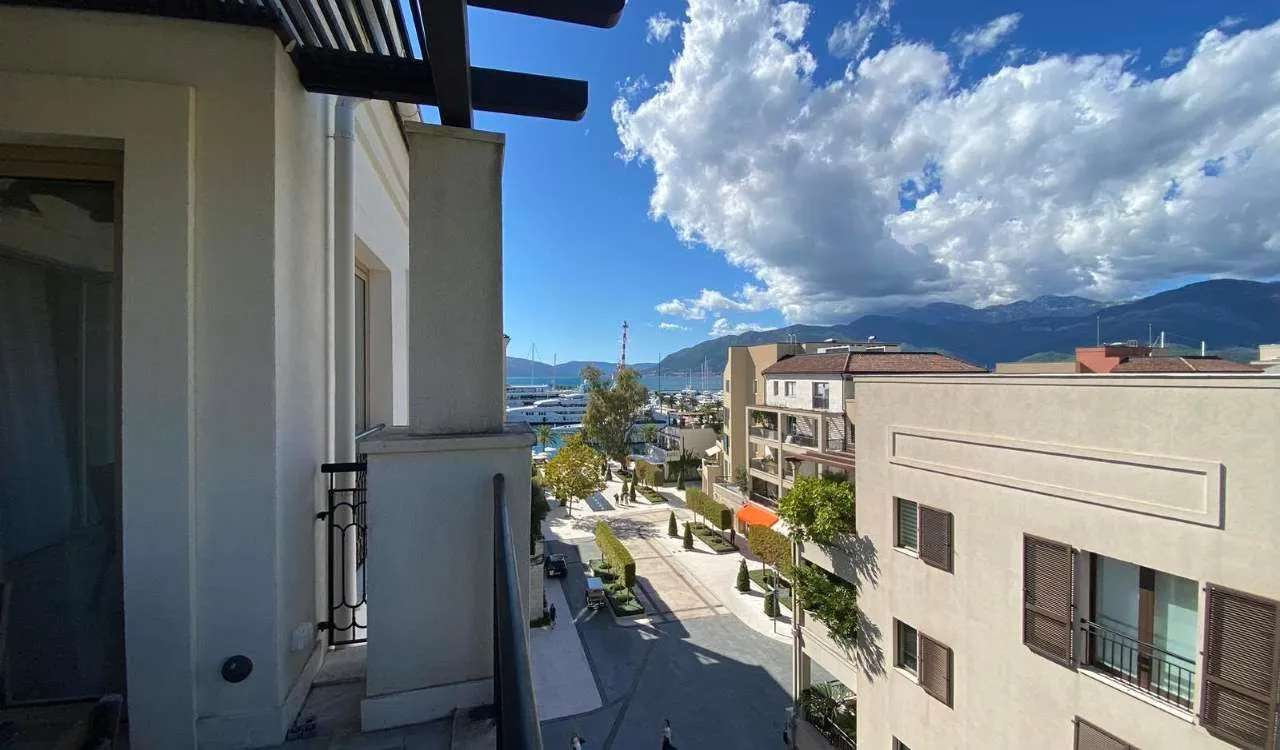Prodaja, jednosoban stan, 76m², Porto Montenegro, Tivat