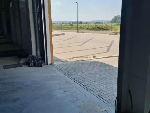 Izdavanje, poslovni prostor, 6700m², Čukarica, Beograd - image 13