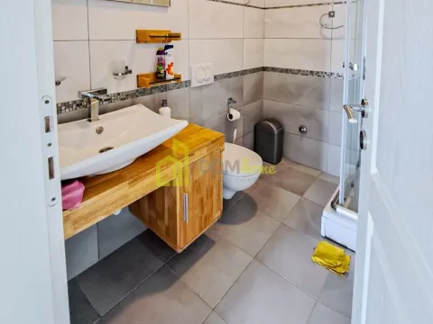 Prodaja, kuća, 190m², Bar, Crna Gora - image 19