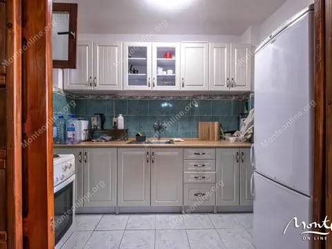 Sale, house, 153m², Tivat, Crna Gora - image 17