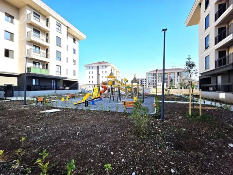 Rent, apartment, 37m², Tološi, Podgorica - image 11