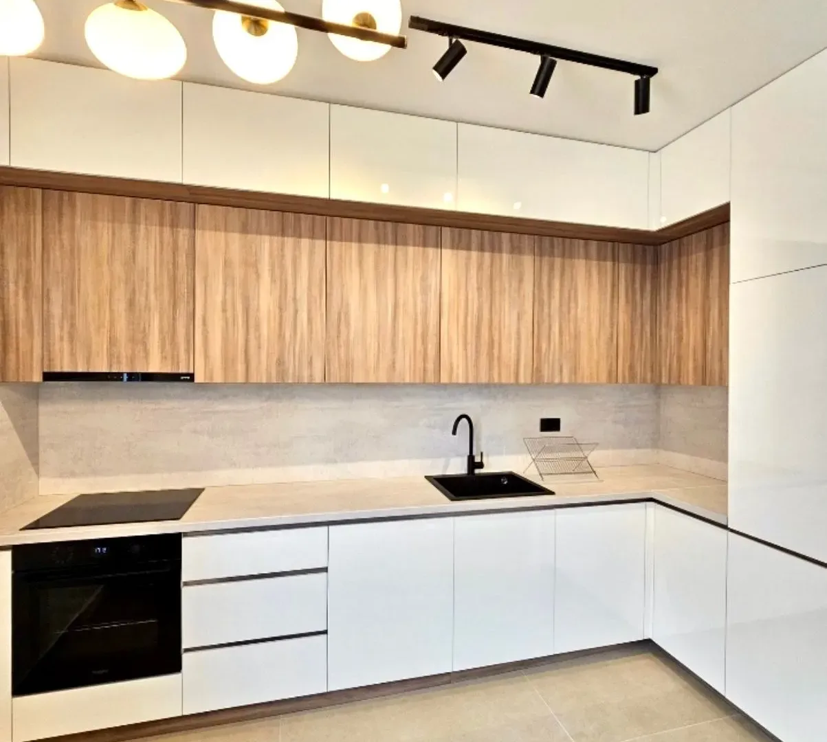 Izdavanje, dvosoban stan, 60m², Zabjelo, Podgorica