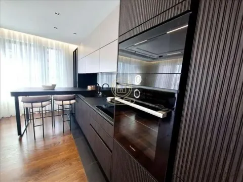 Izdavanje, trosoban stan, 90m², Savski Venac, Beograd - image 5