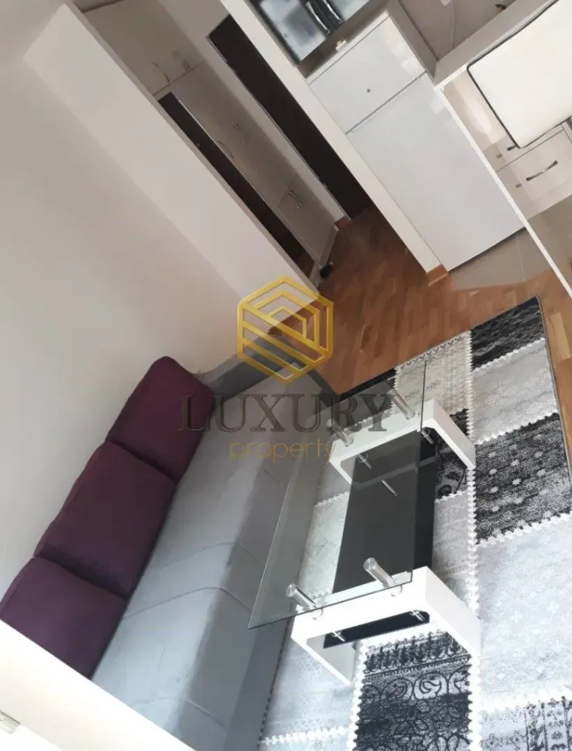 Izdavanje, garsonjera, 27m², City Kej, Podgorica