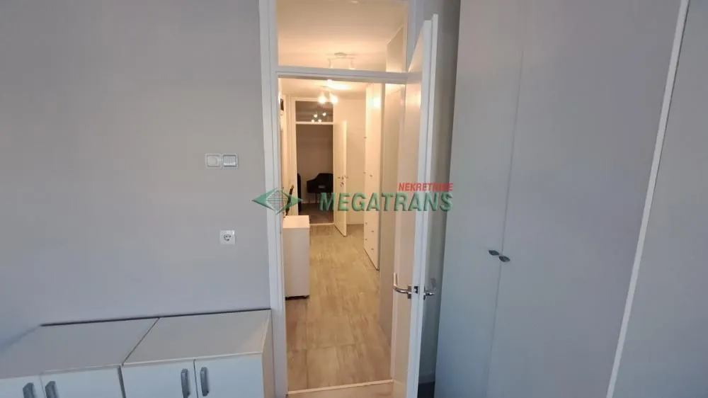 Izdavanje, dvosoban stan, 42m², Liman 2, Novi Sad Sve Podlokacije