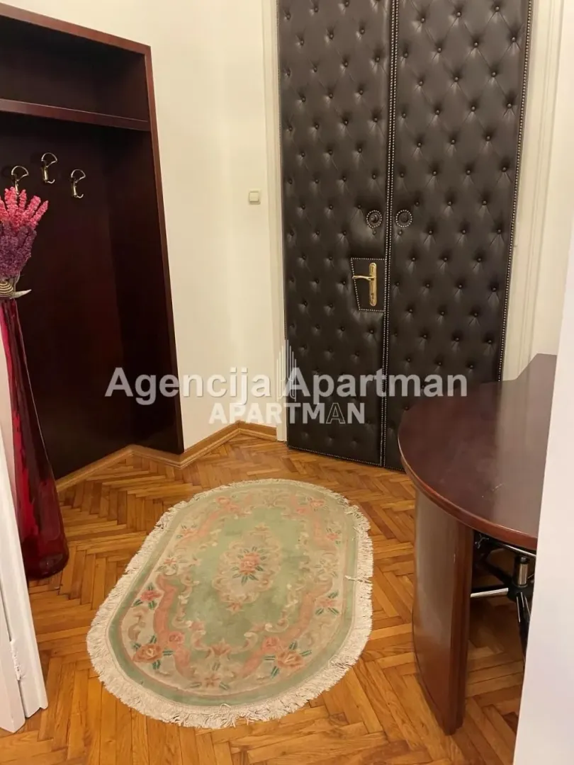 Rent, office space, 140m², Vračar Centar, Vračar Sve Podlokacije