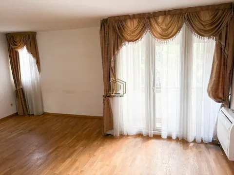 Rent, three bedroom apartment, 75m², Blok 5, Podgorica - image 3