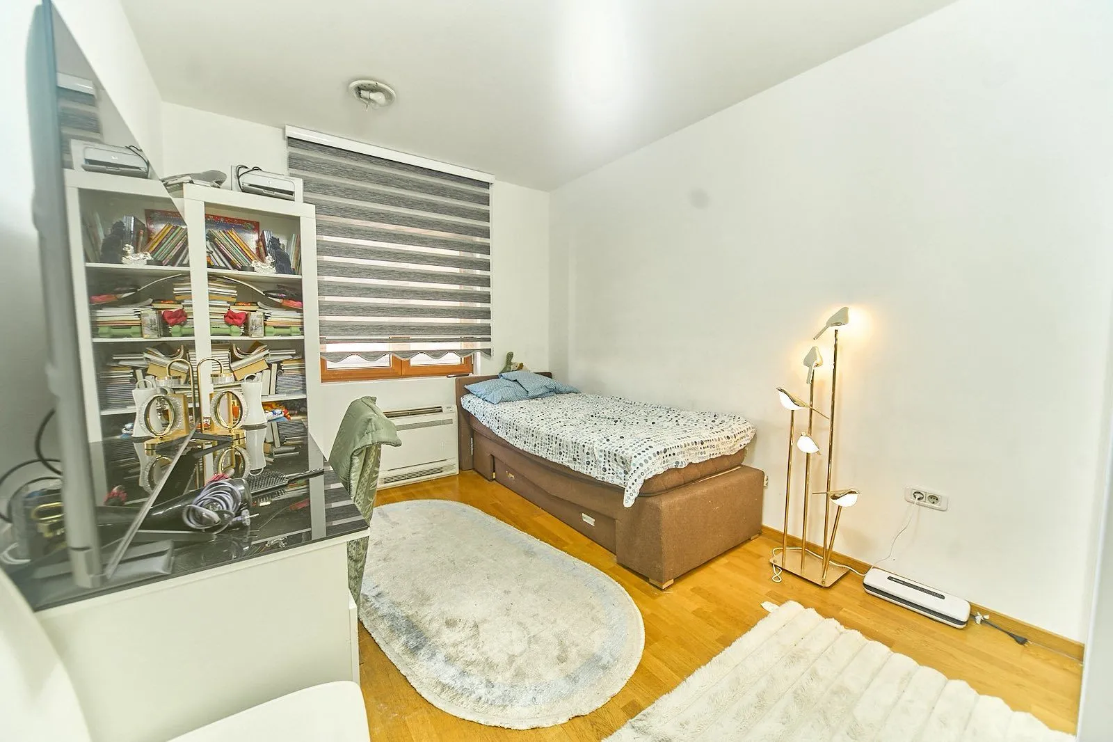 Prodaja, trosoban stan, 120m², Tološka šuma, Podgorica