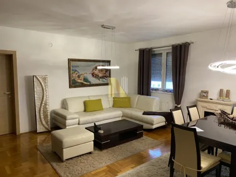 Sale, four bedroom apartment, 120m², Novo naselje, Novi Sad - image 2