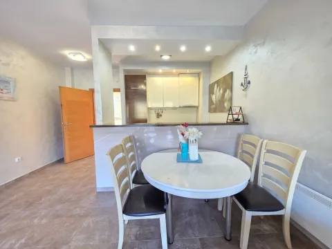 Prodaja, dvosoban stan, 68m², Bečići, Budva - image 15