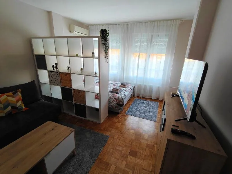 Rent, one bedroom apartment, 38m², Novi Beograd Sve Podlokacije, Beograd