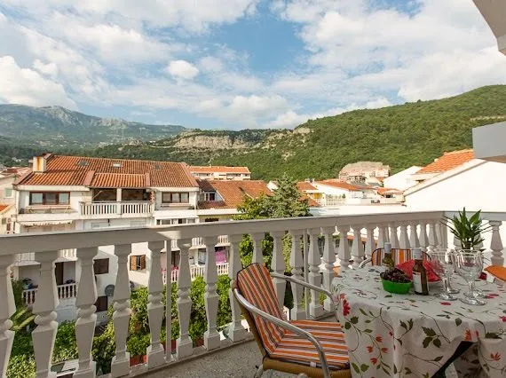 Sale, two bedroom apartment, 60m², Centar, Budva