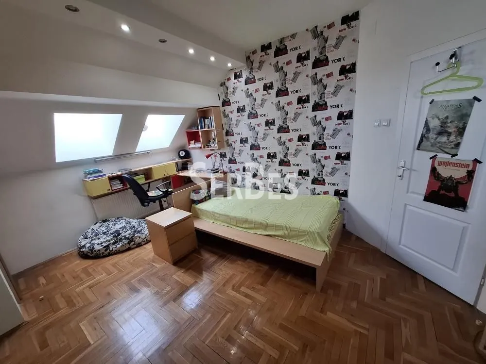 Prodaja, četvorosoban stan, 120m², Stari grad, Novi Sad