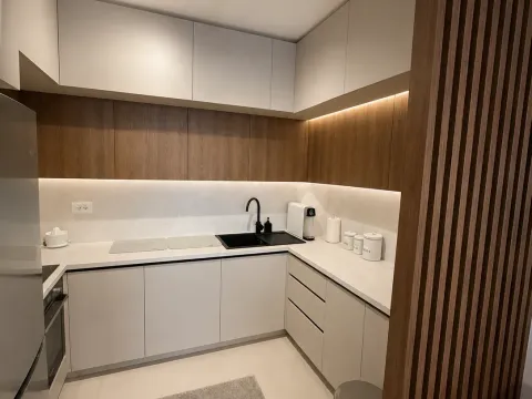 Prodaja, dvosoban stan, 69m², New City, Podgorica - image 4