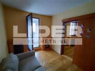 Izdavanje, stan, 160m², Savski Venac, Beograd