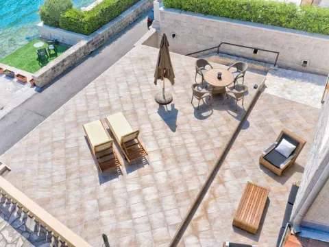 Sale, house, 200m², Muo, Kotor - image 19