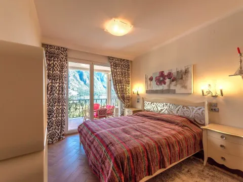 Prodaja, kuća, 148m², Orahovac, Kotor - image 20