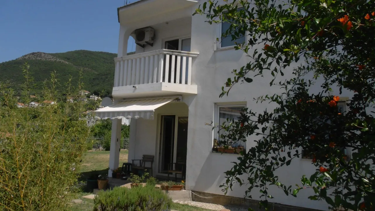 Prodaja, kuća, 300m², Herceg Novi, Crna Gora