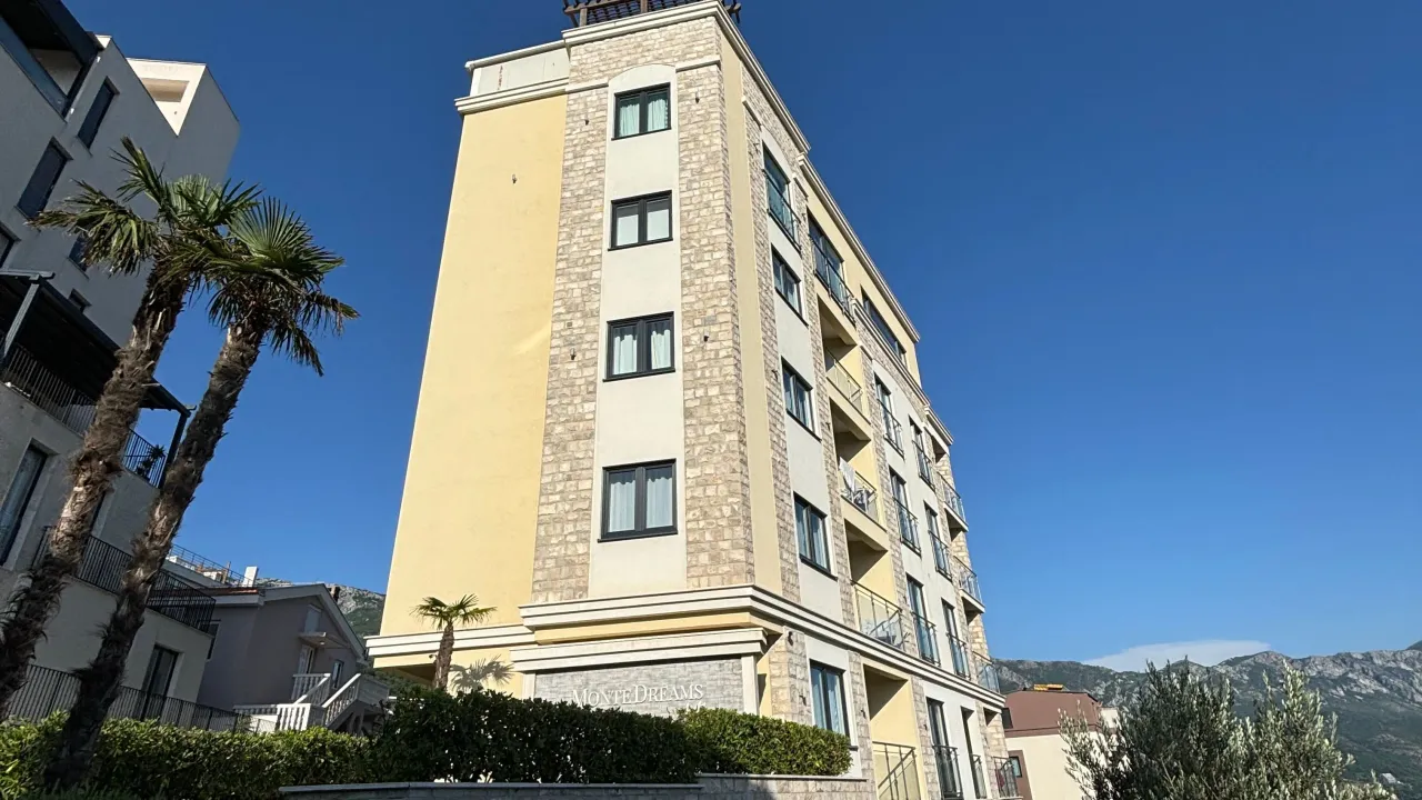 Rent, two bedroom apartment, 75m², Ivanovići, Budva