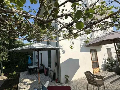 Prodaja, kuća, 300m², Dobra Voda, Budva