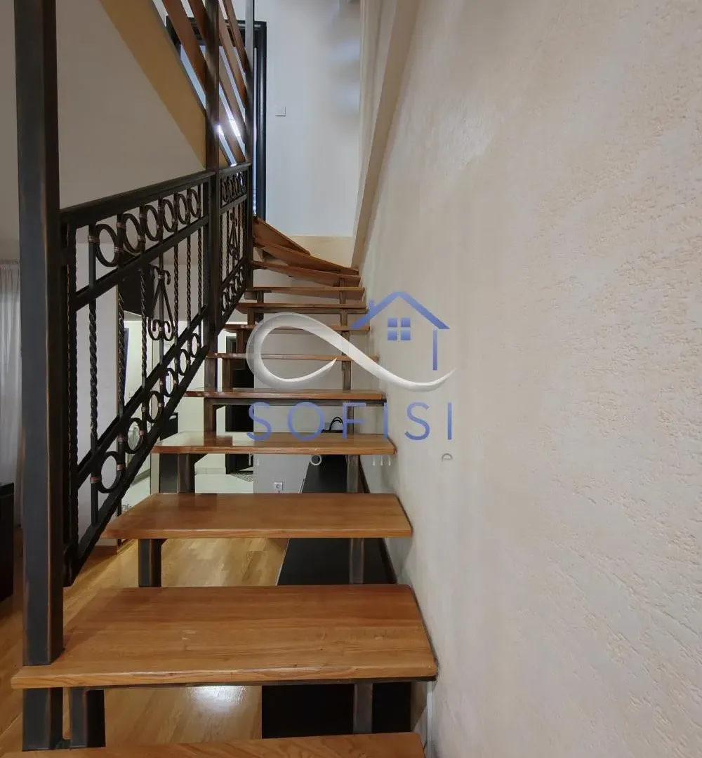 Izdavanje, kuća, 130m², Lipov gaj, Novi Sad Sve Podlokacije