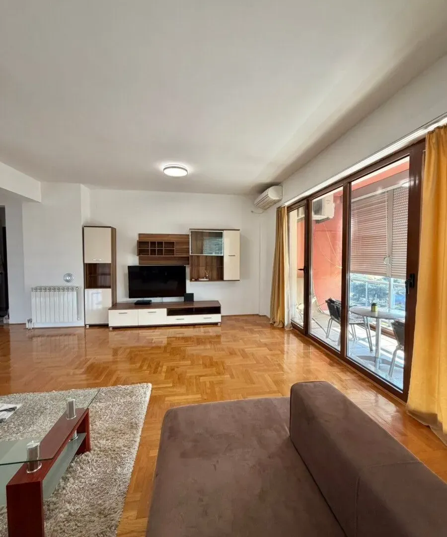 Rent, two bedroom apartment, 100m², Preko Morače, Podgorica