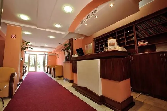 Sale, hospitality venue, 755m², Petrovac, Budva