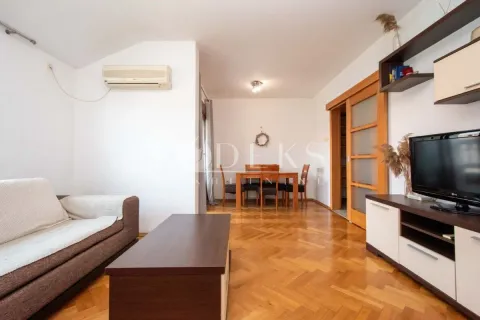 Izdavanje, jednosoban stan, 52m², Dalmatinska ulica, Podgorica - image 6
