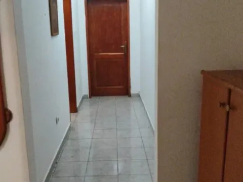 Izdavanje, kuća, 76m², Zagorič, Podgorica - image 1