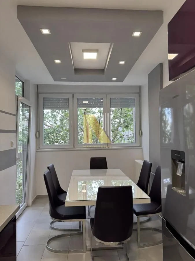 Izdavanje, dvosoban stan, 65m², Liman 3, Novi Sad Sve Podlokacije