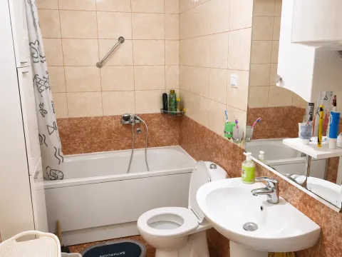 Rent, two bedroom apartment, 62m², Blok 9, Podgorica - image 6