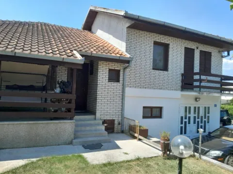 Prodaja, kuća, 129m², Zagorič, Podgorica - image 2