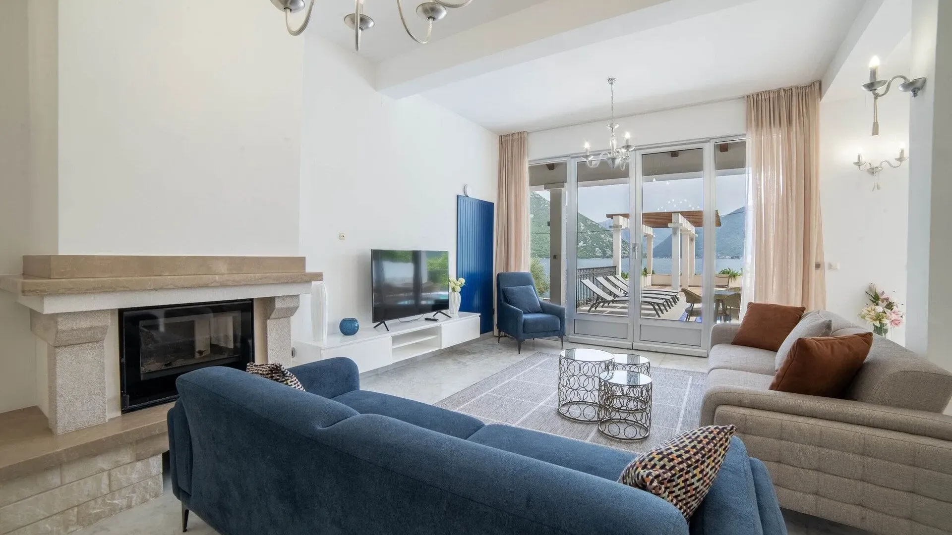 Sale, house, 405m², Kotor, Crna Gora