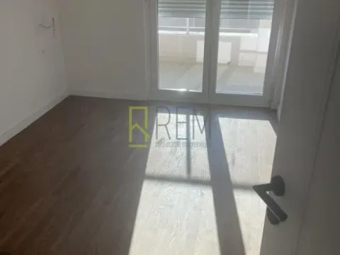 Sale, one bedroom apartment, 45m², Stari Aerodrom, Podgorica - image 8