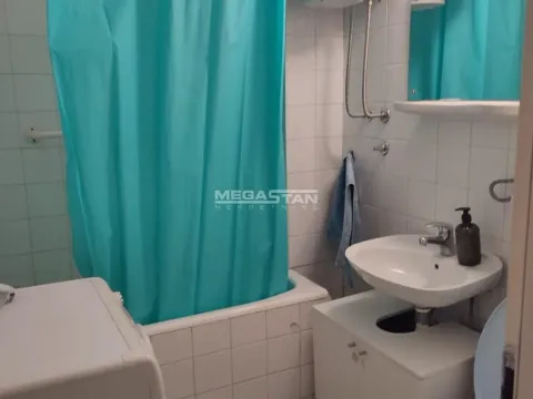 Rent, two bedroom apartment, 63m², Kalenić Pijaca, Vračar Sve Podlokacije - image 9