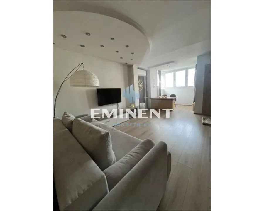 Izdavanje, stan, 39m², Novi Beograd Blok 63, Novi Beograd Sve Podlokacije
