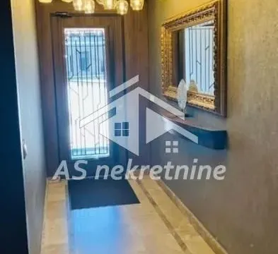 Izdavanje, dvosoban stan, 42m², Gradska Bolnica, Zvezdara Sve Podlokacije - image 12