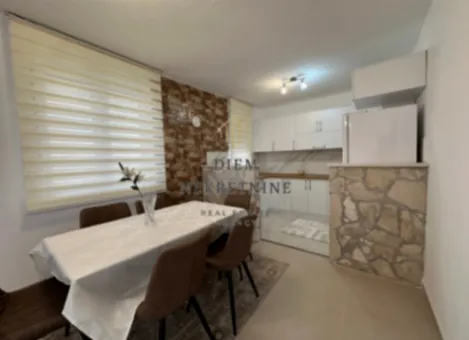 Izdavanje, kuća, 320m², Zlatica, Podgorica - image 13