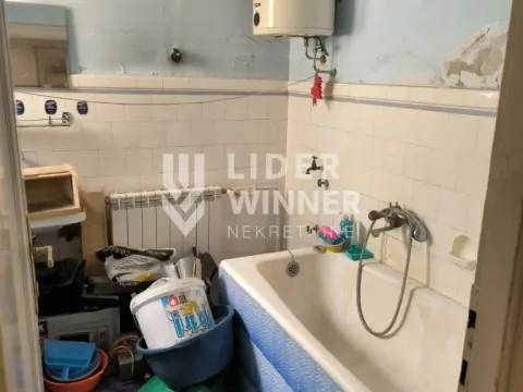 Prodaja, trosoban stan, 77m², Stari Grad, Beograd - image 7