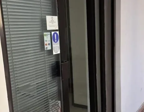 Izdavanje, poslovni prostor, 61m², Centar, Novi Sad - image 2