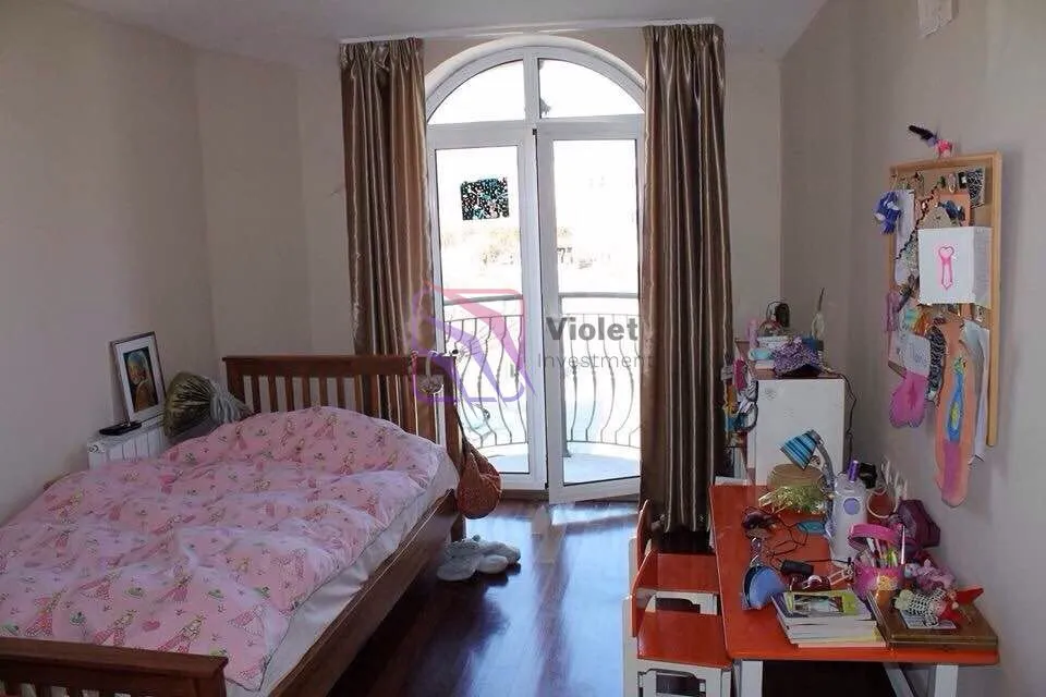 Izdavanje, kuća, 200m², Donja Gorica, Podgorica