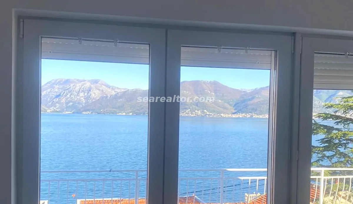 Prodaja, kuća, 105m², Krašići, Tivat