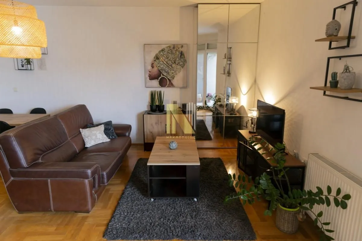 Rent, two bedroom apartment, 47m², Bulevar Oslobodjenja, Novi Sad Sve Podlokacije