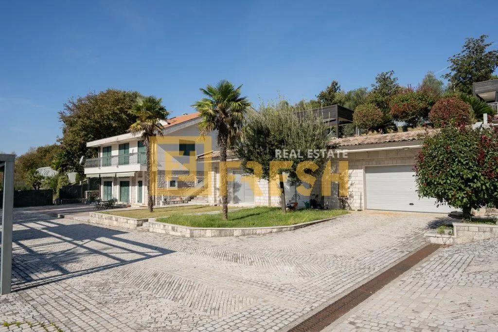 Rent, house, 380m², Mareza, Podgorica