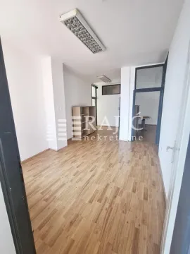 Rent, office space, 160m², Južni Bulevar, Vračar Sve Podlokacije - image 5
