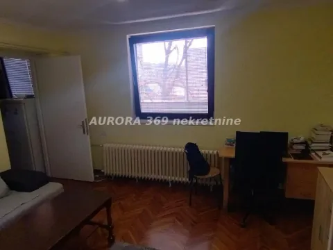 Izdavanje, jednosoban stan, 61m², Centar, Novi Sad - image 2